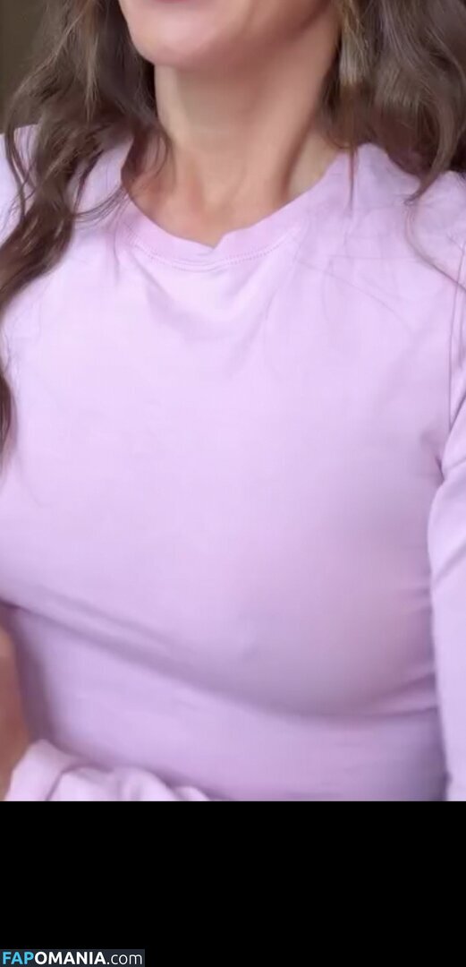 Sarah Engels / sarellax3 Nu OnlyFans  Photo fuitée #6
