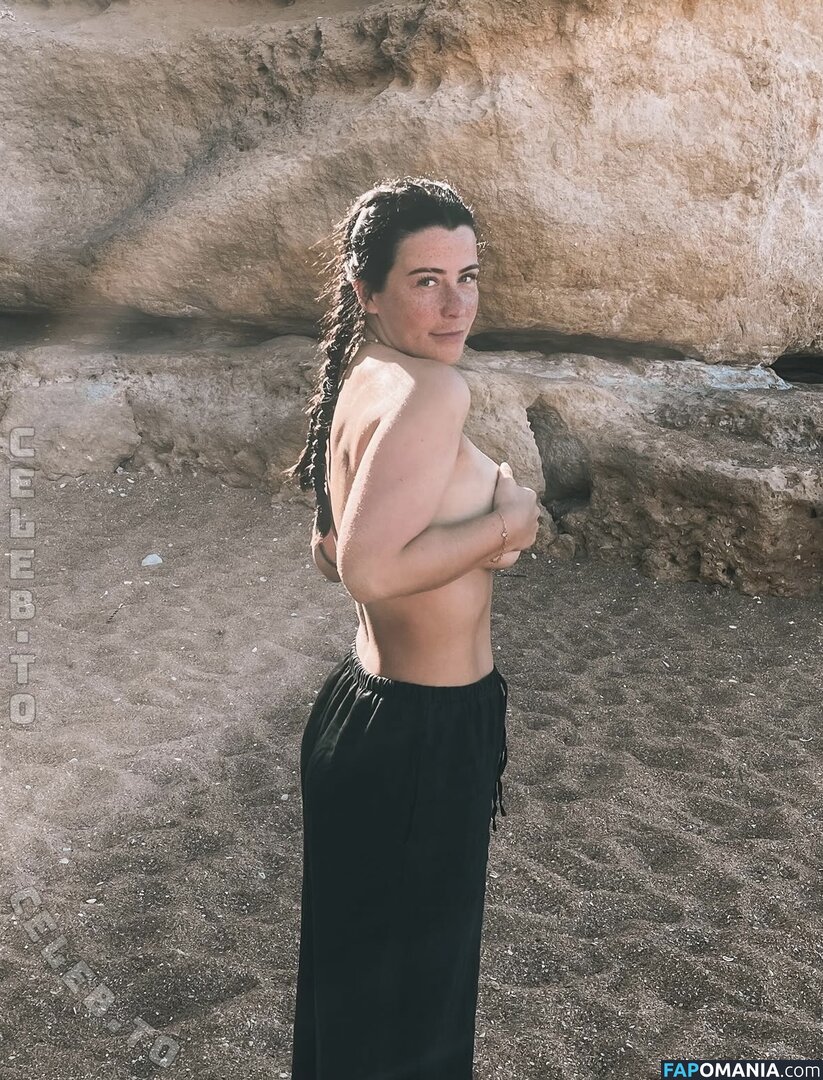 Sarah Katharina / sarikathi_ Nu OnlyFans  Photo fuitée #6