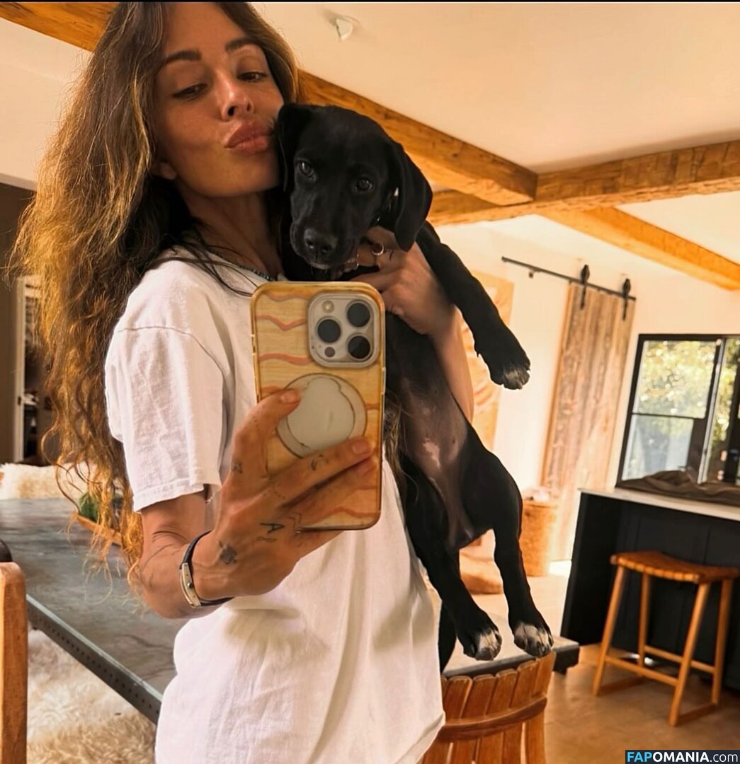 Sarah Shahi / SarahShahi Nu OnlyFans  Photo fuitée #225