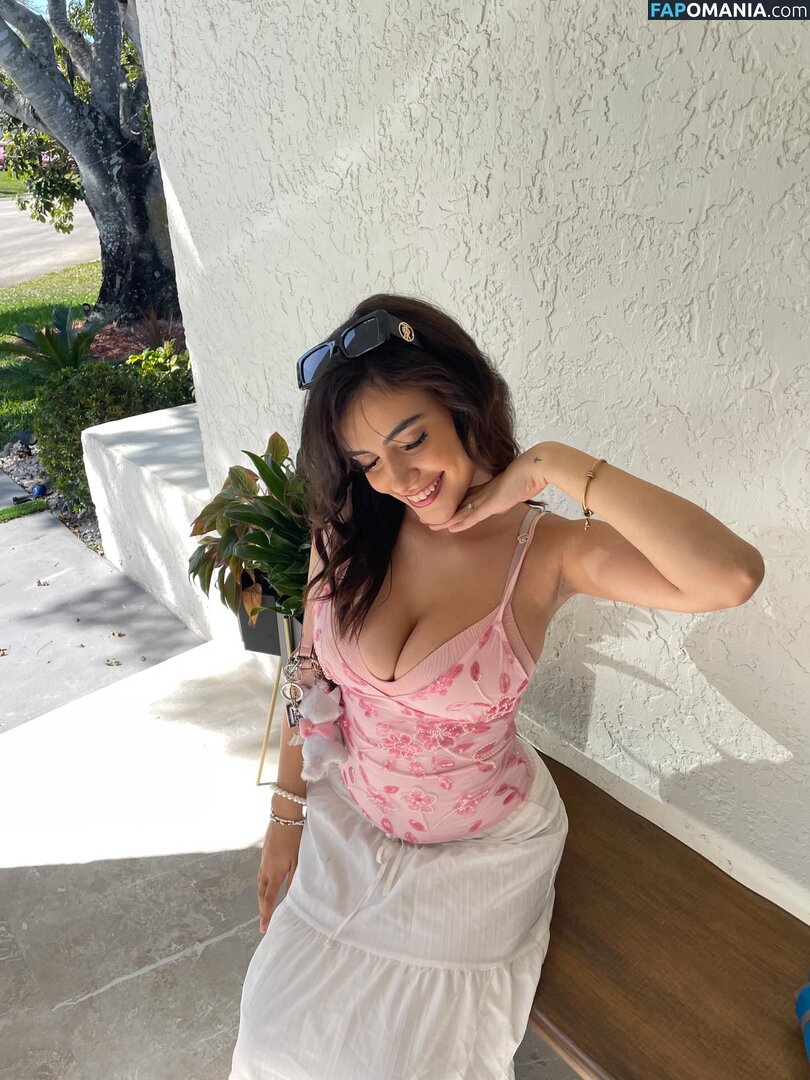 Saraxoxo / https: / saraxoxo_ Nu OnlyFans  Photo fuitée #17