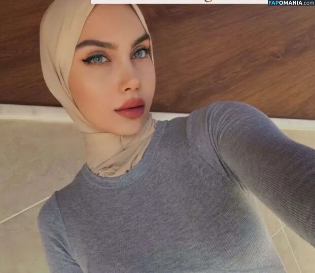 heliosari / heliosri / sariikubraa Nu OnlyFans  Photo fuitée #7