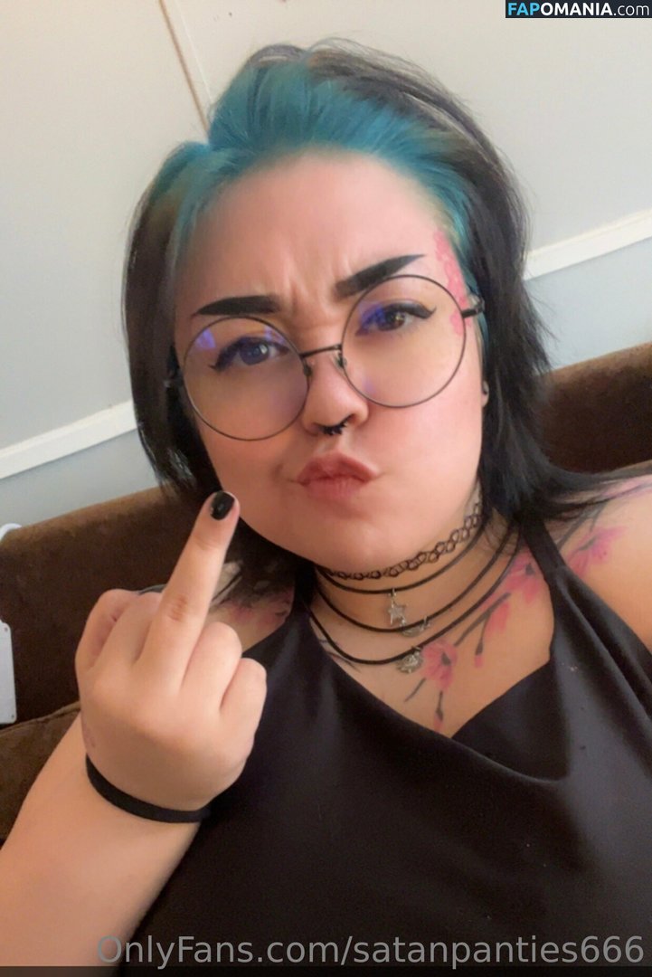 satanpanties666 Nu OnlyFans  Photo fuitée #1