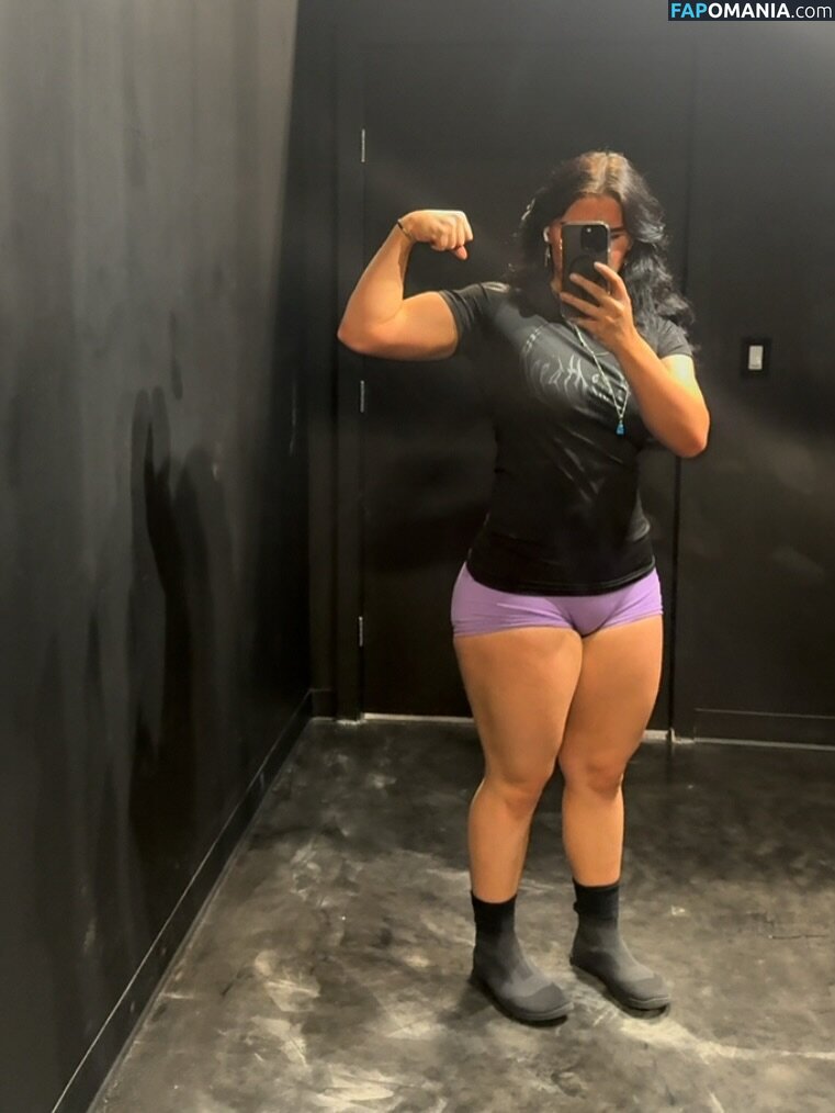 savliftss_ / serendipitoussav Nu OnlyFans  Photo fuitée #35