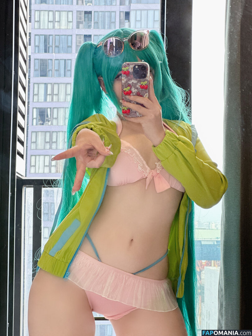 Saya Scarlet / SayaScarlet01 / saya_scarlet / sayascarlet Nu OnlyFans  Photo fuitée #289