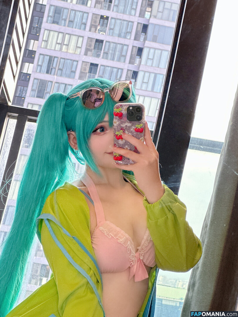Saya Scarlet / SayaScarlet01 / saya_scarlet / sayascarlet Nu OnlyFans  Photo fuitée #293