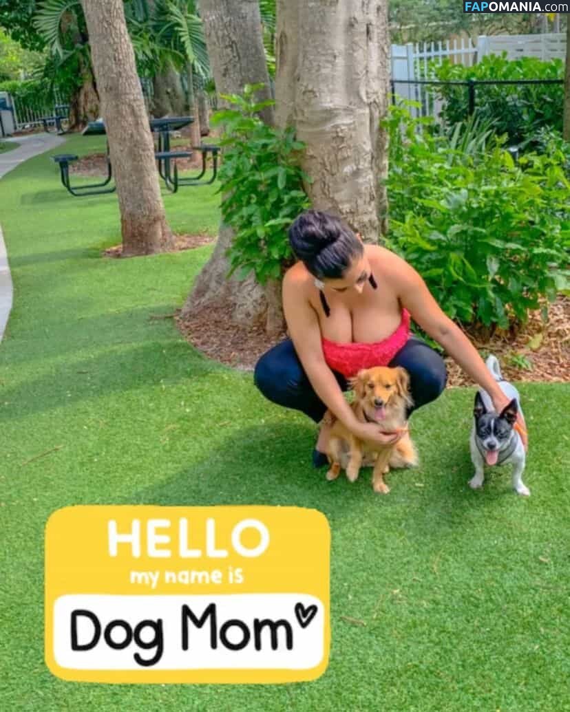 Selena Adams / officialselenaadams4 / selenaadams69 Nu OnlyFans  Photo fuitée #358