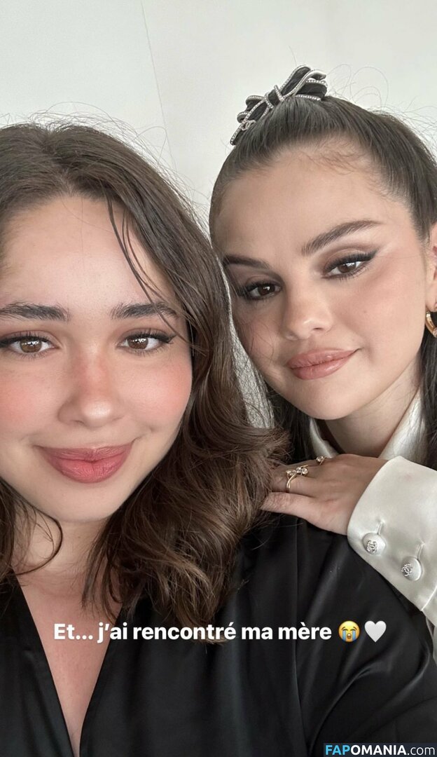 Selena Gomez Nu Photo fuitée #126