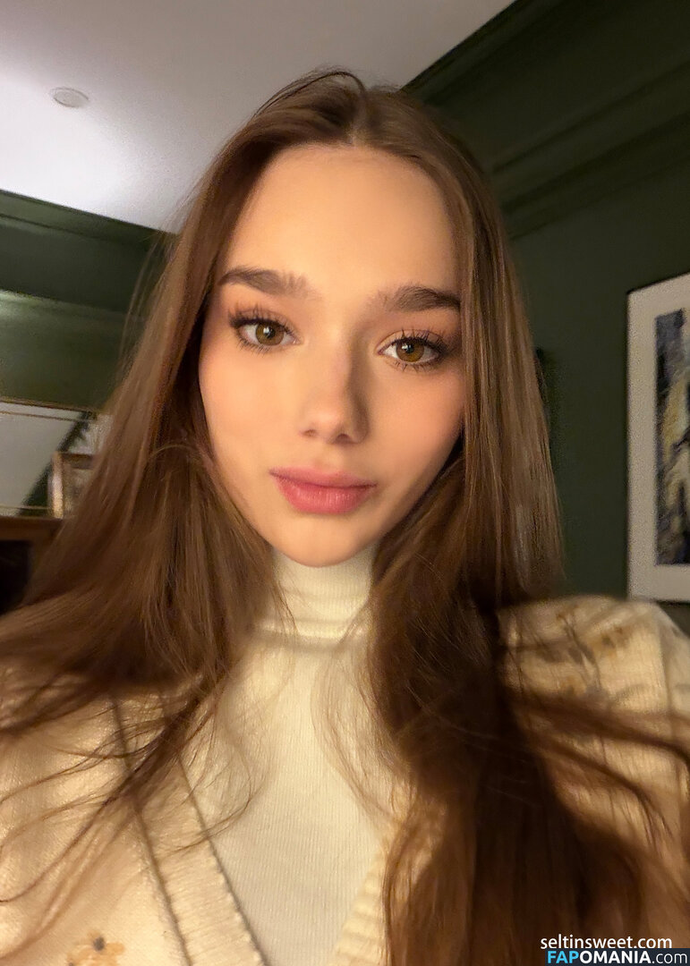 Selti / Seltin_sweety / seltinsweety Nu OnlyFans  Photo fuitée #117