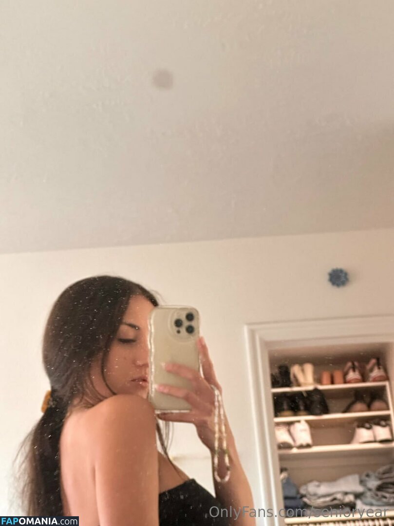 senioryear / senioryearnetflix Nu OnlyFans  Photo fuitée #687