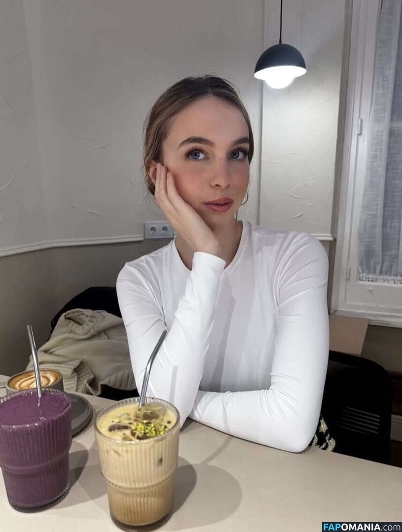 Serena Skybourne / https: / serenaskybourne Nu OnlyFans  Photo fuitée #39