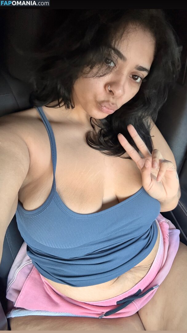 SessyyMarieee / amelia_xoyo / https: / lifeof_sessyy / sessyymarie Nu OnlyFans  Photo fuitée #2
