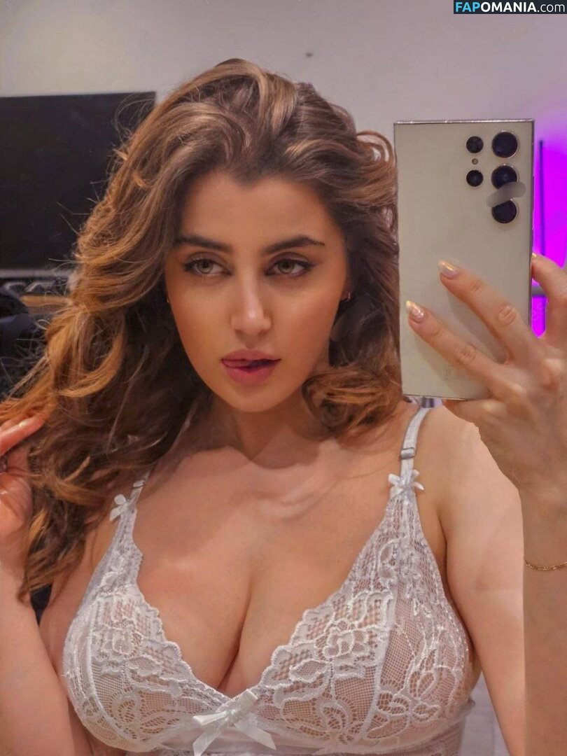 Sfw Big Tits / fullerbustbestie / https: Nu OnlyFans  Photo fuitée #6