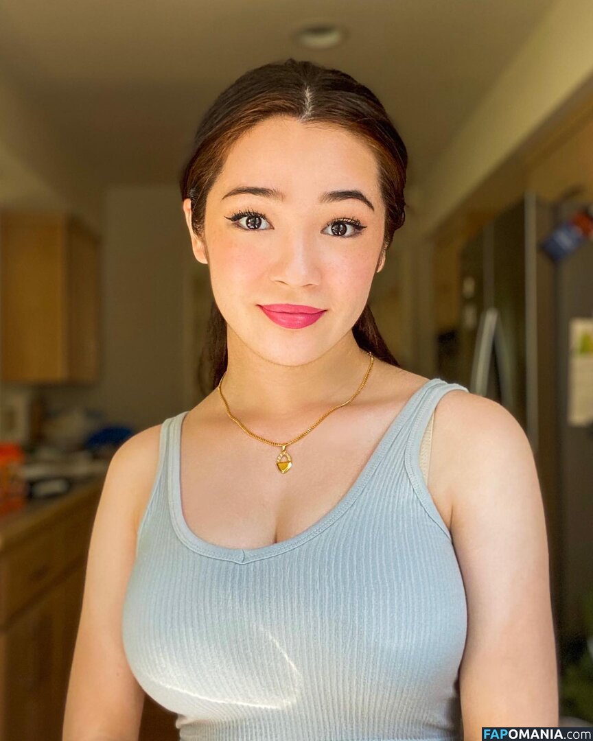 Sfw Big Tits / fullerbustbestie / https: Nu OnlyFans  Photo fuitée #18
