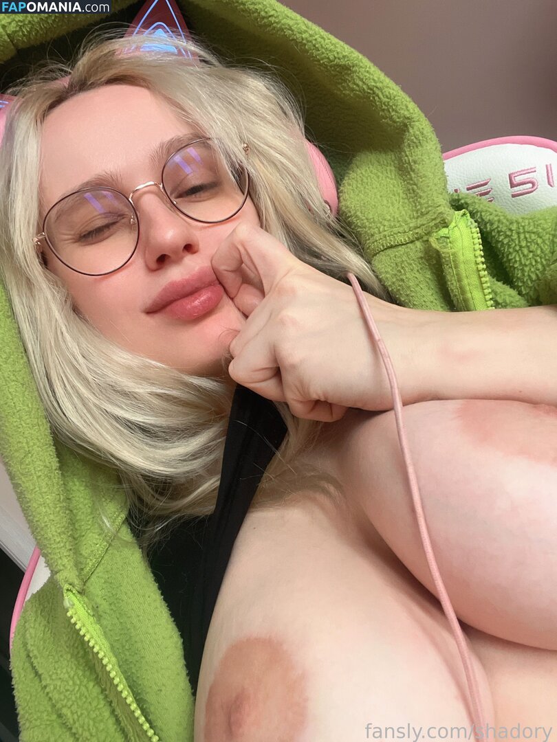 Shadory / Shadorycos / shadory_cos Nu OnlyFans  Photo fuitée #925