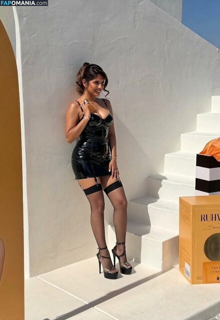Sheena Melwani / https: / sheenamelwani Nu OnlyFans  Photo fuitée #6