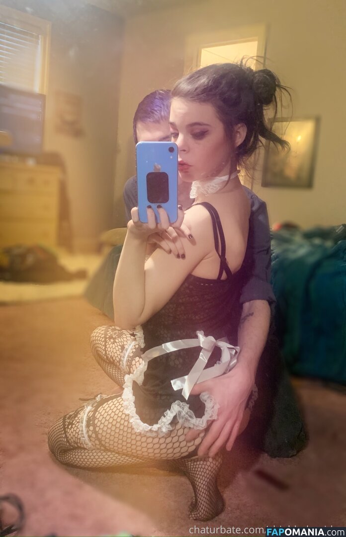 https: / shegavemethree / shieldedmaidenCB / the.donut.girl Nu OnlyFans  Photo fuitée #119