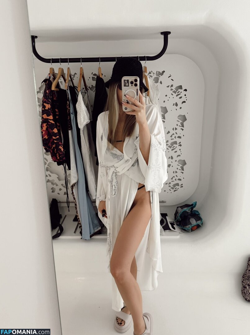 shepeeress / shepressure Nu OnlyFans  Photo fuitée #1