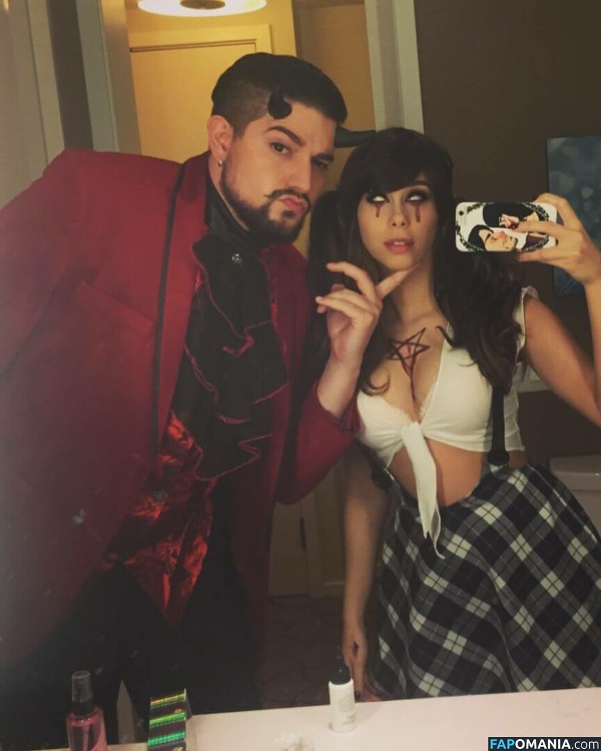 June Lapine / Shoe0nhead Nu OnlyFans  Photo fuitée #30