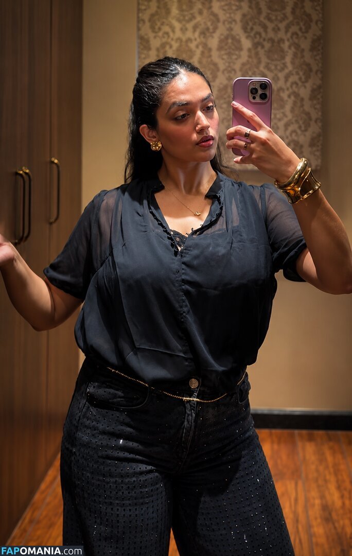 Shreya Vishakant / shreyy_vishakant Nu OnlyFans  Photo fuitée #5