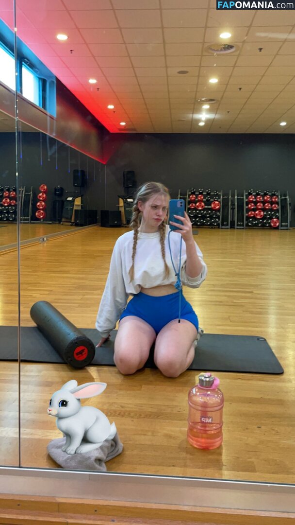 Shutupmelissa / _shutupmelissa_ / itsmelissahickey / melissa-louise / shutupmadz Nu OnlyFans  Photo fuitée #81