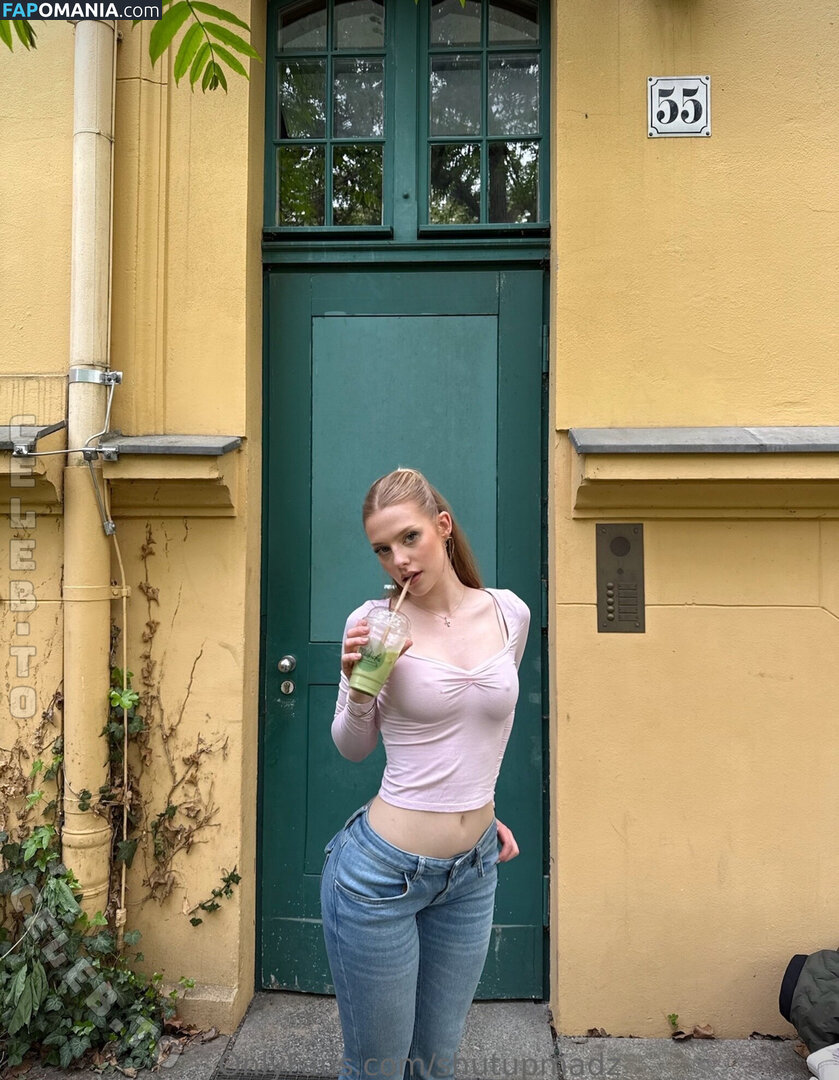 Shutupmelissa / _shutupmelissa_ / itsmelissahickey / melissa-louise / shutupmadz Nu OnlyFans  Photo fuitée #447