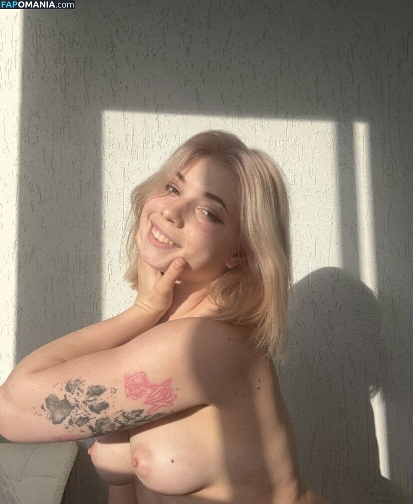 SibleyDurborow (formerly known as EditCarl) / laurenblackborow Nu OnlyFans  Photo fuitée #7