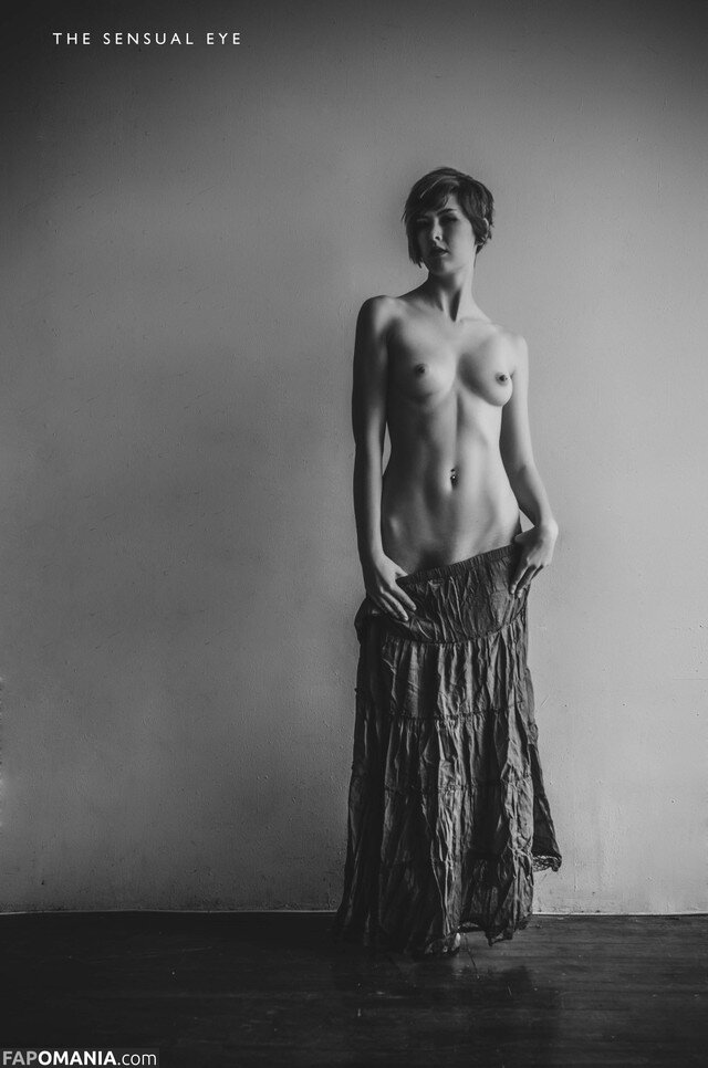 Art Model / Sienna Hayes / SuperDimensionFoto / siennahayes / siennahayes.model Nu OnlyFans  Photo fuitée #28