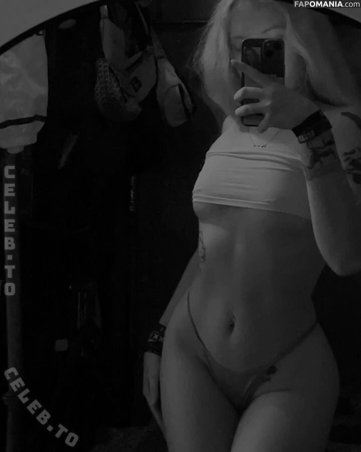 sina.njck / sina_nck Nu OnlyFans  Photo fuitée #53