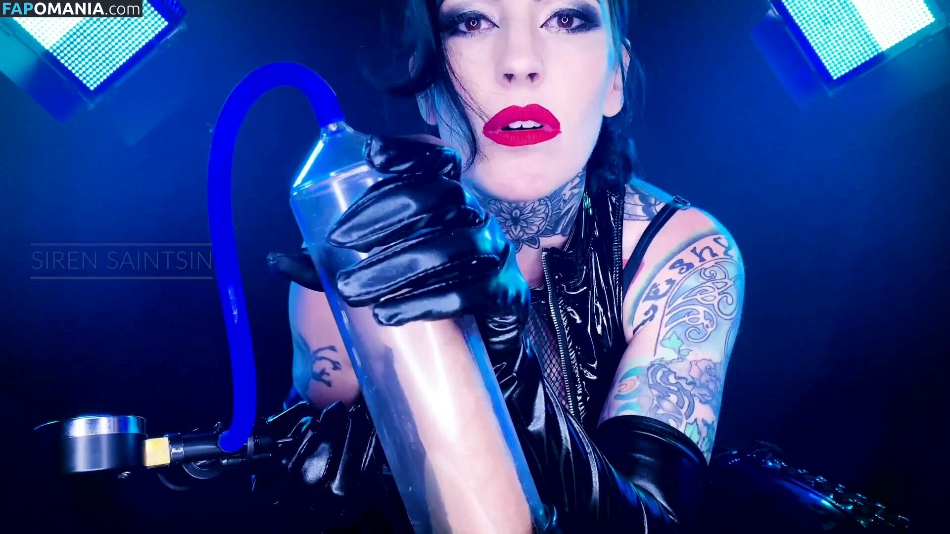 Siren SaintSin / siren-sin / sirenstsin Nu OnlyFans  Photo fuitée #1