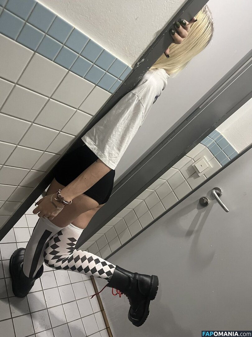 Skarbaby Nu OnlyFans  Photo fuitée #14