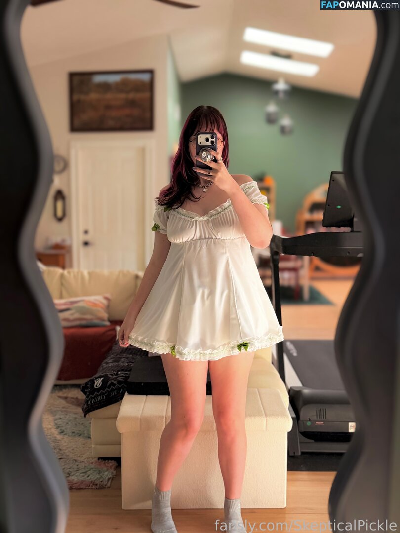 SkepticalPickle ASMR / skepticalpickle Nu OnlyFans  Photo fuitée #1
