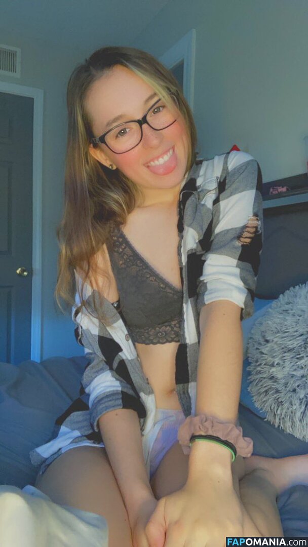 skinnymini00 Nu OnlyFans  Photo fuitée #1