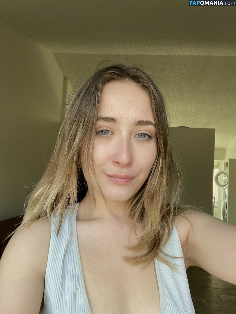 Skylar Sapphyre / sapphyrexxx / skylarsapphiretv Nu OnlyFans  Photo fuitée #11