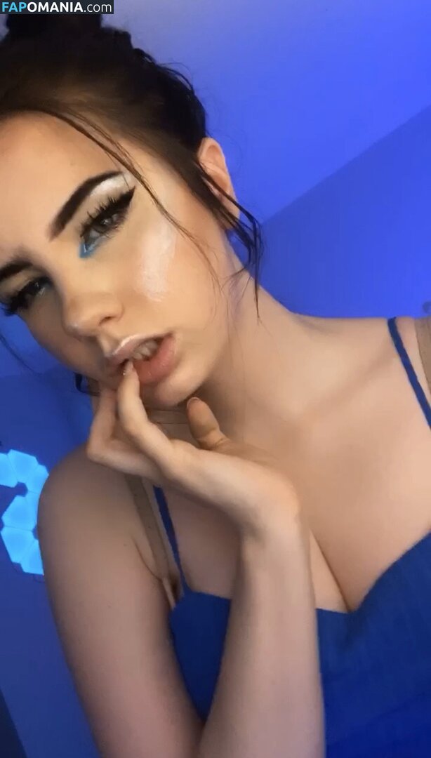 cyberhotcakes / sleppyy Nu OnlyFans  Photo fuitée #1