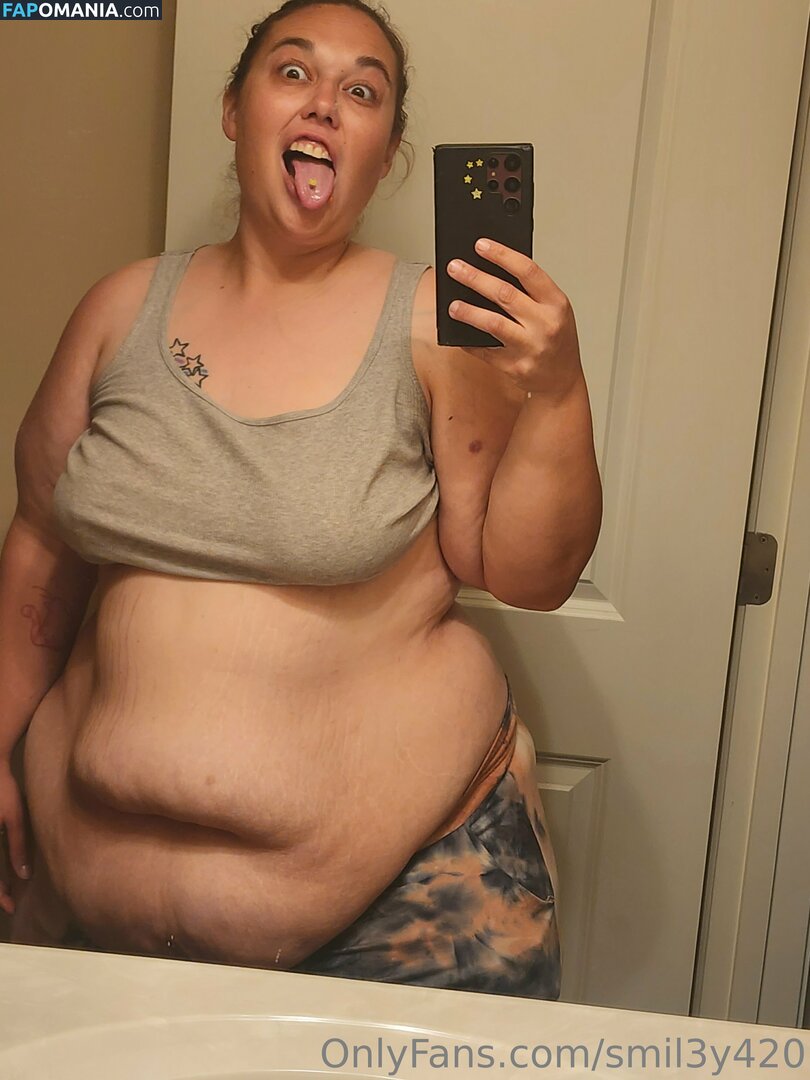 smil3y420 / smilesbaby420 Nu OnlyFans  Photo fuitée #28