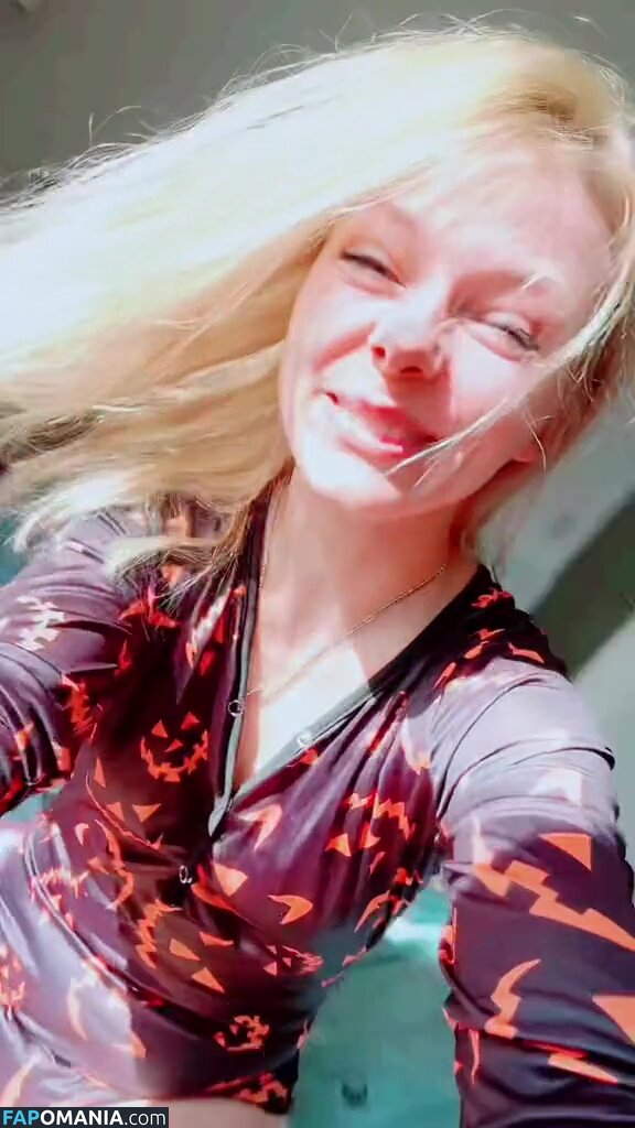 Danuisa Grudzinska / SmileyDani158 / danusiagrudzinska Nu OnlyFans  Photo fuitée #45