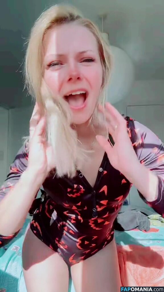 Danuisa Grudzinska / SmileyDani158 / danusiagrudzinska Nu OnlyFans  Photo fuitée #53