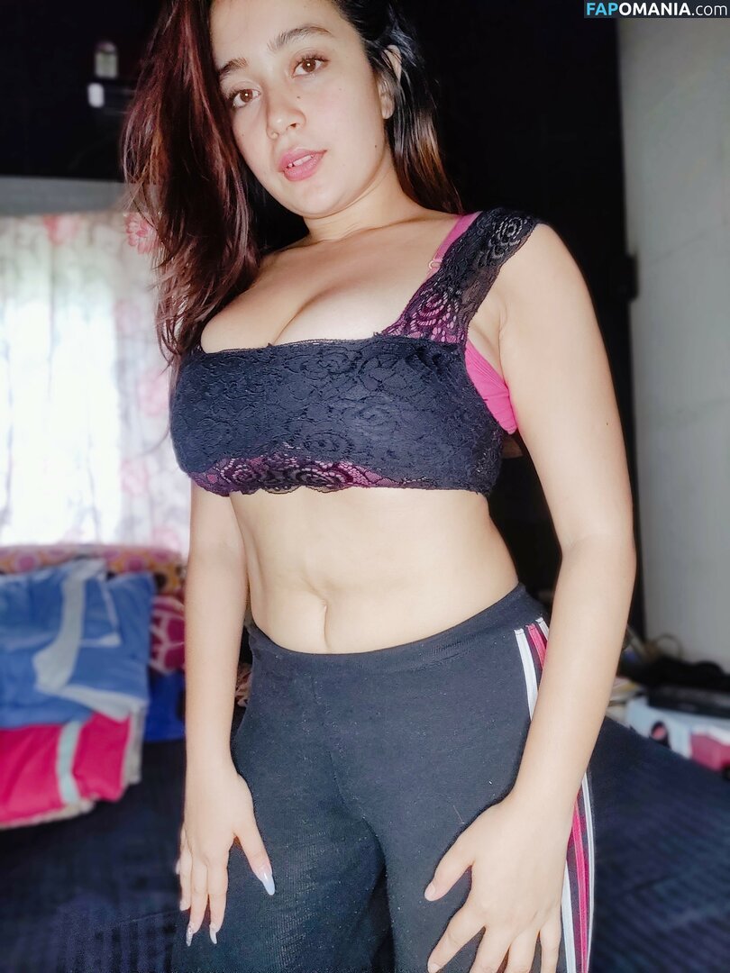 Rimpi31 / Sneha Karmakar Nu OnlyFans  Photo fuitée #14
