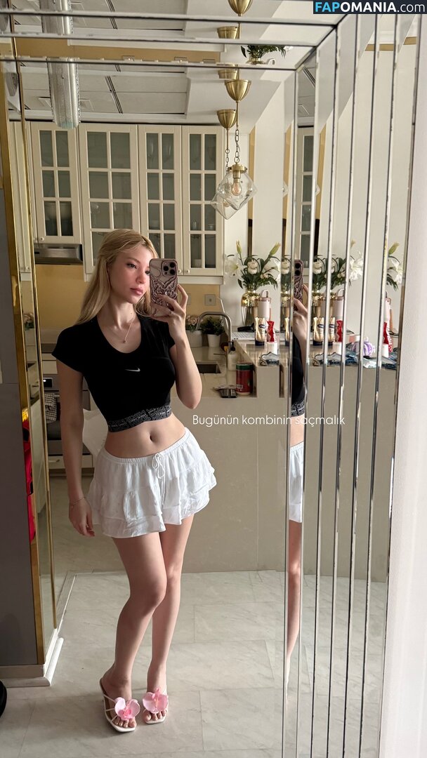 Kardelen Öztaş / Snowfuckerr / Snowmaiid Nu OnlyFans  Photo fuitée #49