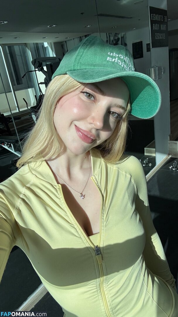 Kardelen Öztaş / Snowfuckerr / Snowmaiid Nu OnlyFans  Photo fuitée #50