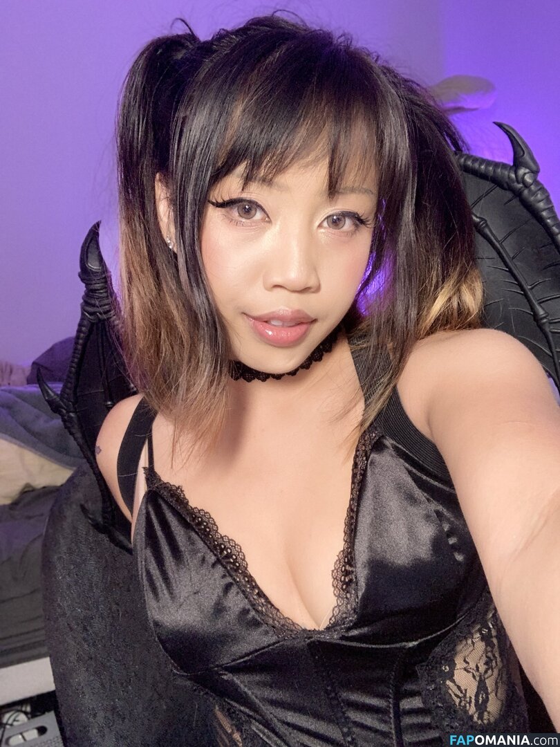 So.ko / vpusoko Nu OnlyFans  Photo fuitée #1