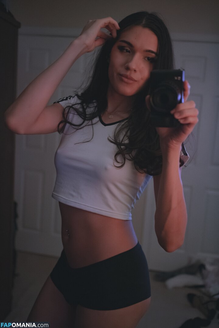 SoCosion / cw / https: Nu OnlyFans  Photo fuitée #5