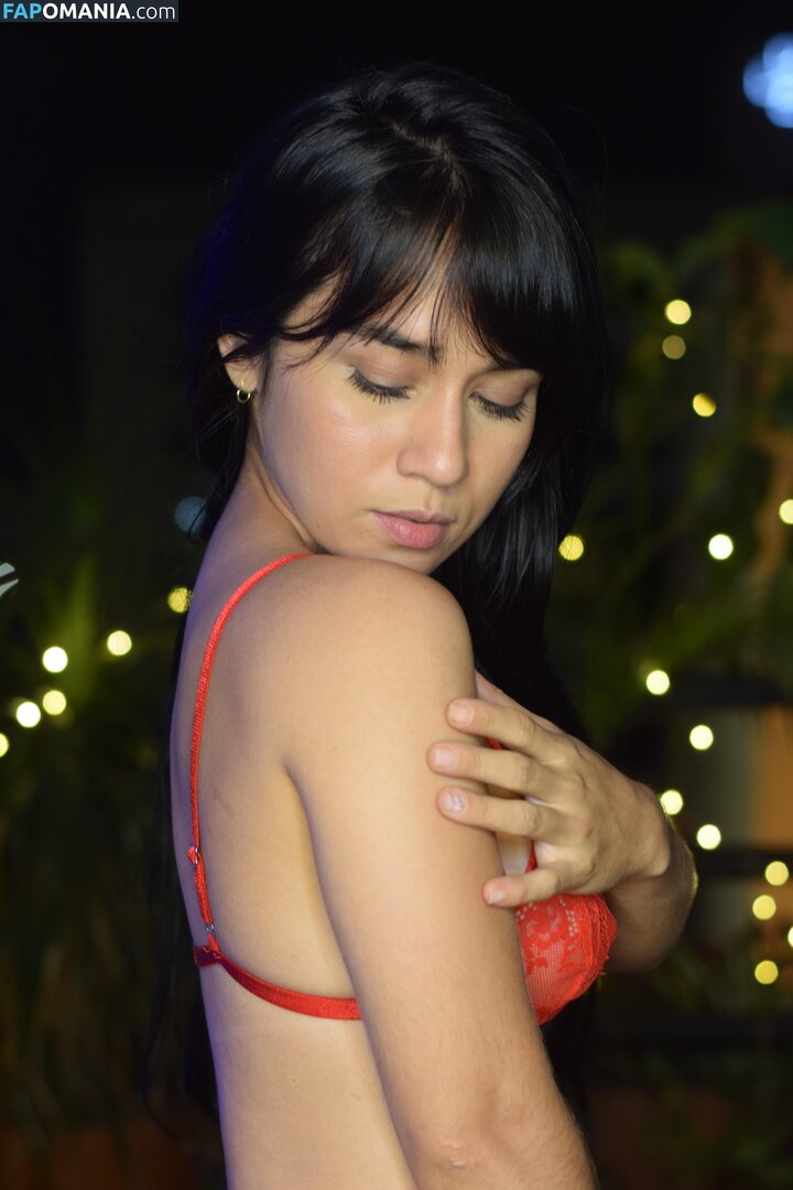 sofiasweetsthep Nu OnlyFans  Photo fuitée #17