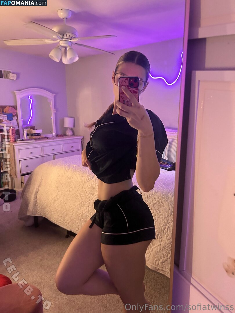 diezwillinge.angel / sofiatwinss Nu OnlyFans  Photo fuitée #1
