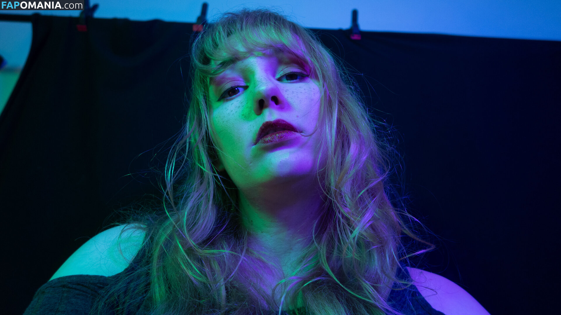 brightstartheory / softlygaloshes Nu OnlyFans  Photo fuitée #29