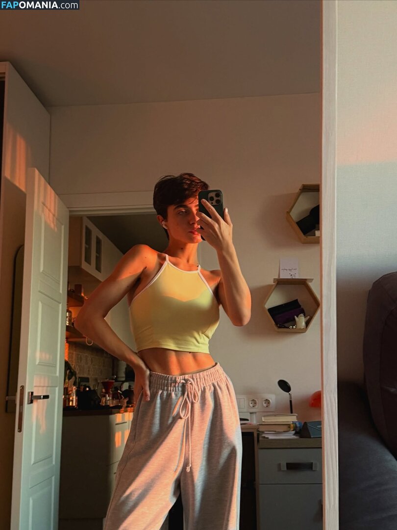 Solomia Maievska / Solomia_Maievska / miamaievska Nu OnlyFans  Photo fuitée #92