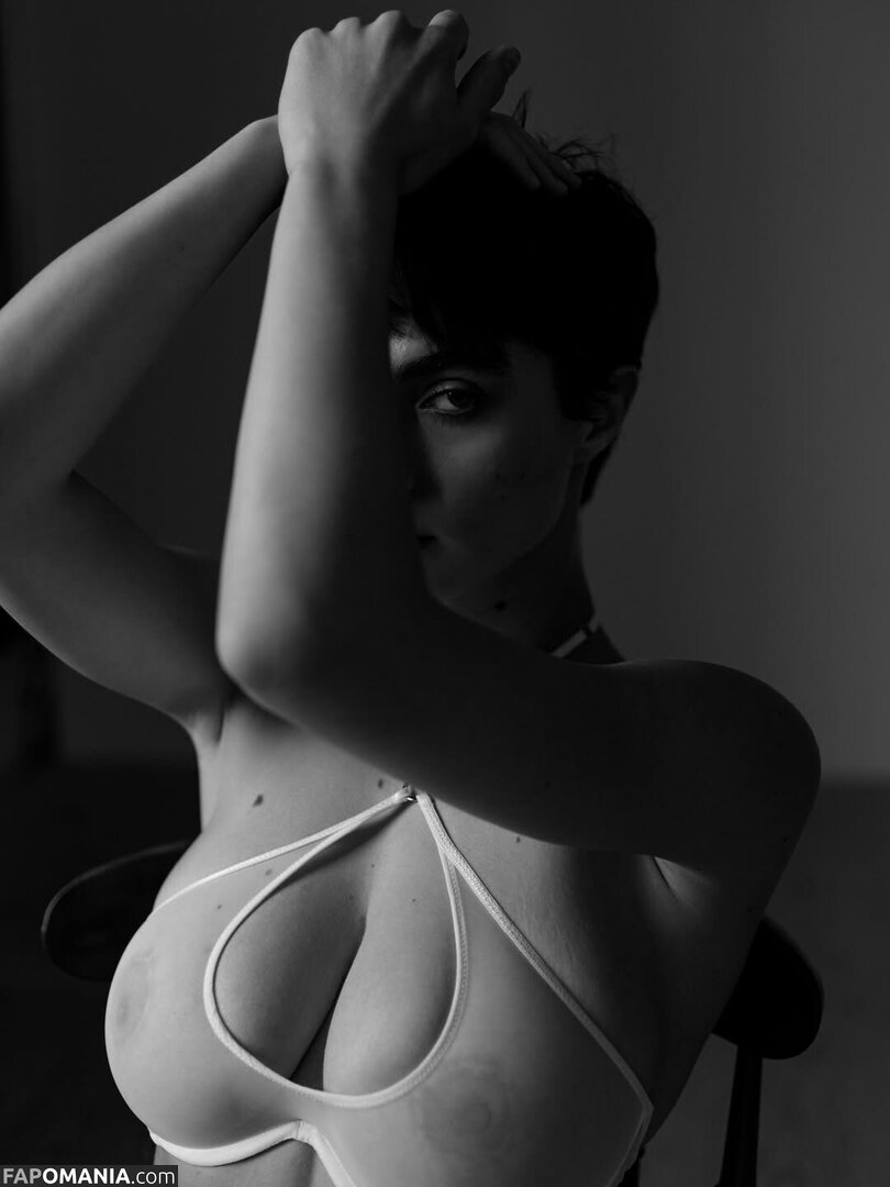 Solomia Maievska / Solomia_Maievska / miamaievska Nu OnlyFans  Photo fuitée #168
