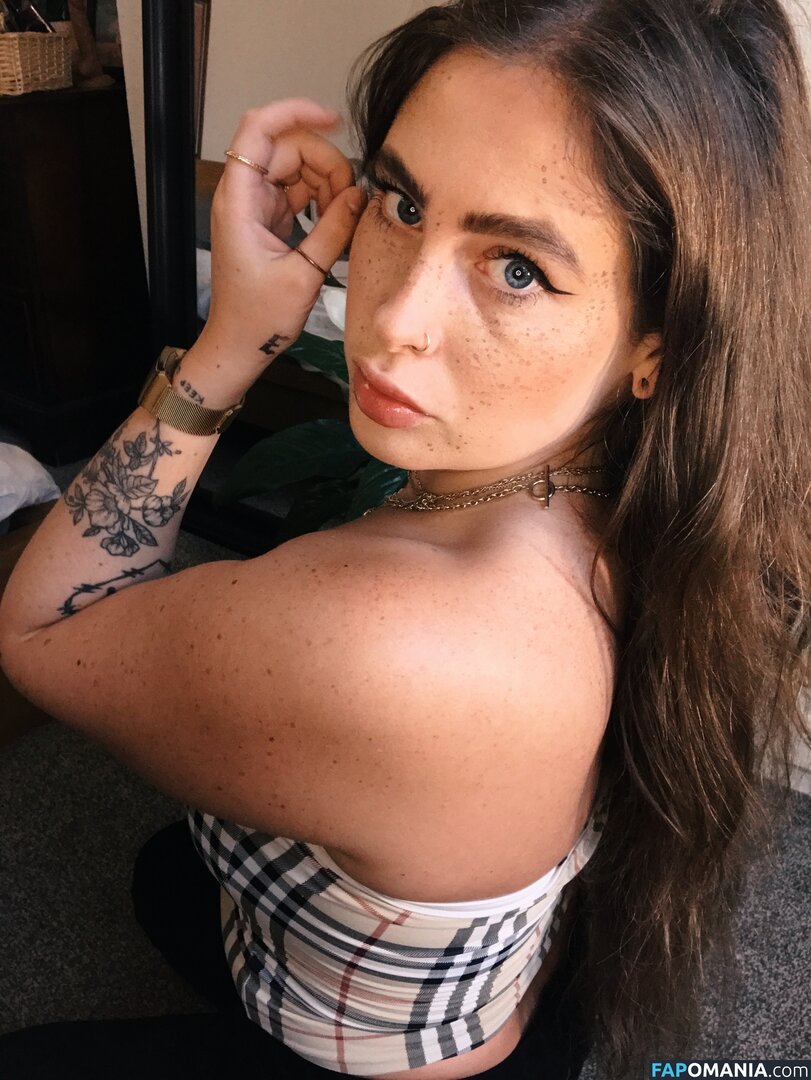 motherr_gucci / somethinginconspicuous Nu OnlyFans  Photo fuitée #5