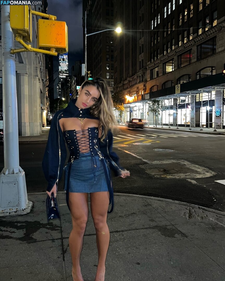 Sommer Ray / sommer-ray / sommerray Nu OnlyFans  Photo fuitée #53