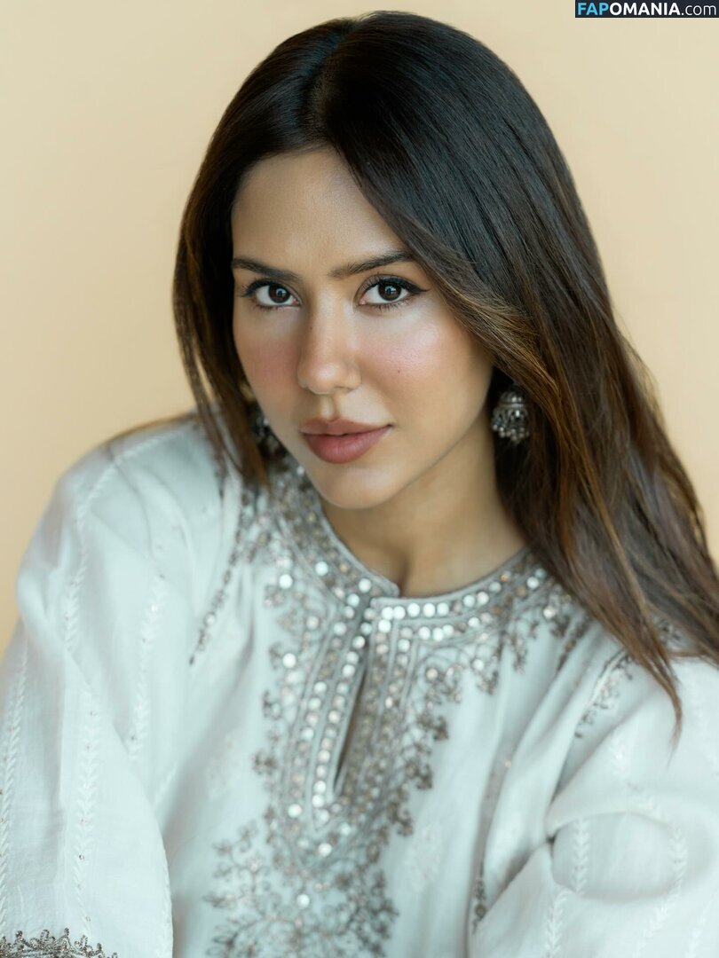 Sonam Bajwa / bajwasonam / sonambajwa Nu OnlyFans  Photo fuitée #11